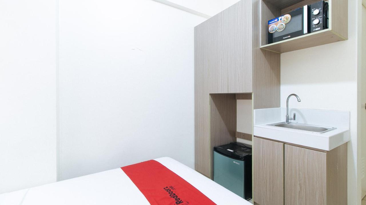 Reddoorz Plus @ Urban Deca Tower Edsa 2 Mandaluyong Exterior foto